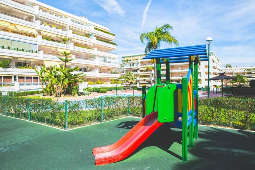 Apartmán Espacioso Apartamento En Guadalmina - Marbella Exteriér fotografie