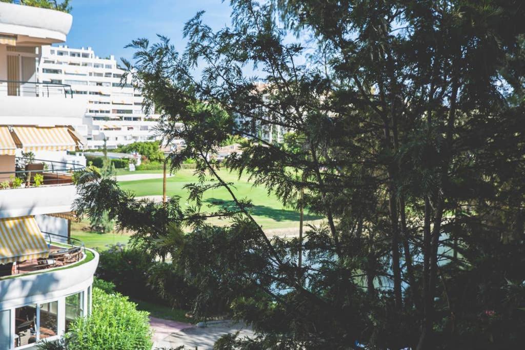 Apartmán Espacioso Apartamento En Guadalmina - Marbella Exteriér fotografie